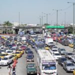 Cinco calles del centro de Guayaquil son las que más congestión han registrado en estos días festivos por compras