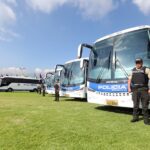 El Gobierno Nacional entregó una nueva flota de 20 buses a la Policía Nacional